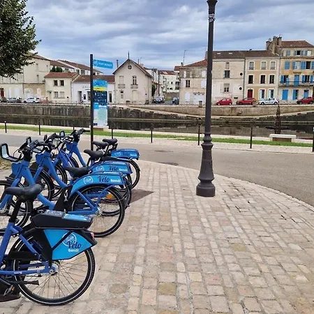 F3 Original Maison Bourgeoise Port Boinot Lägenhet Niort